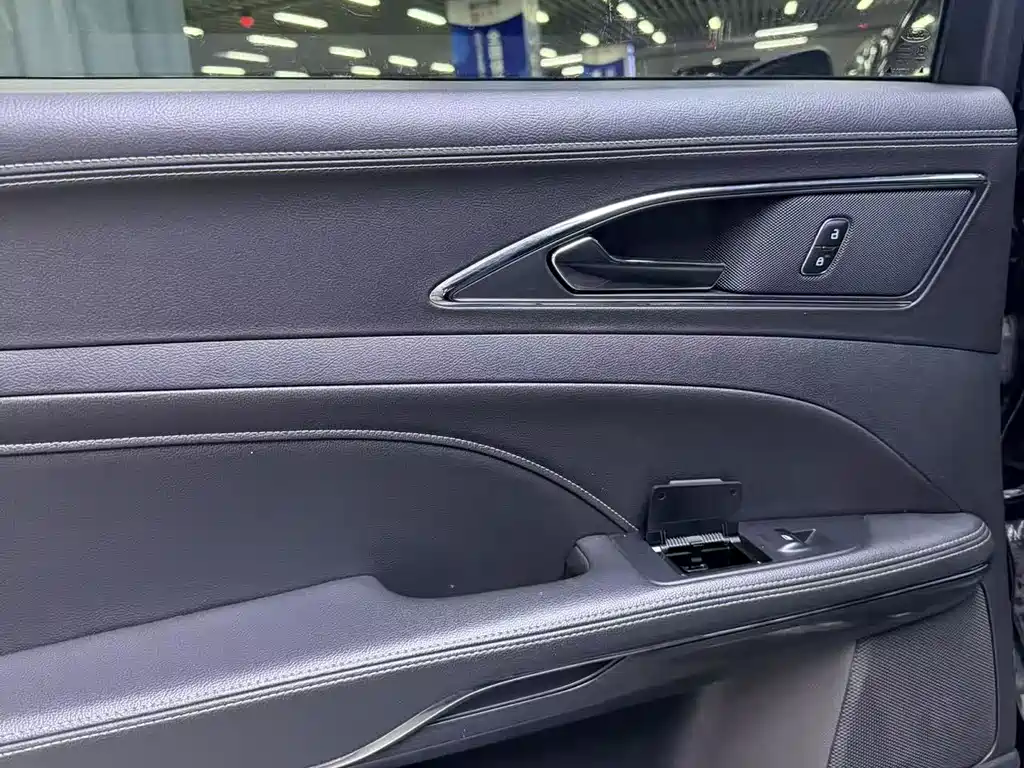 Ford Taurus — фото 10