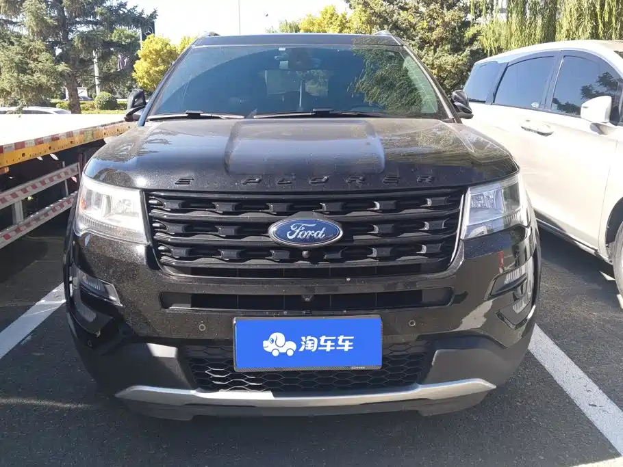 Ford Explorer (Import) — фото 2