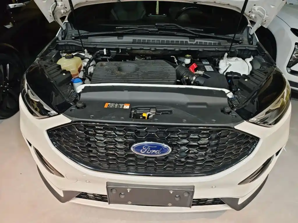 Ford Edge — фото 20