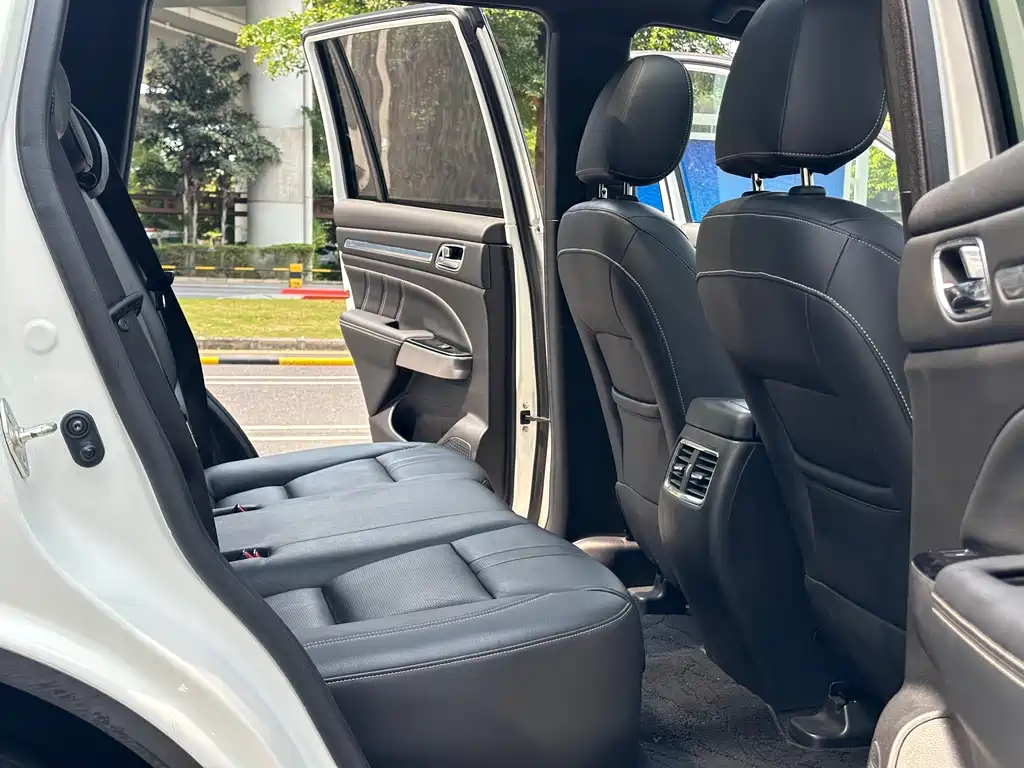 GAC Motor Trumpchi GS8 — фото 8