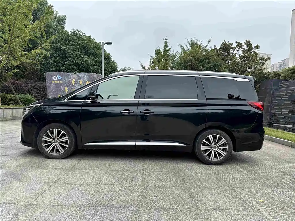 GAC Motor Trumpchi M8 — фото 13