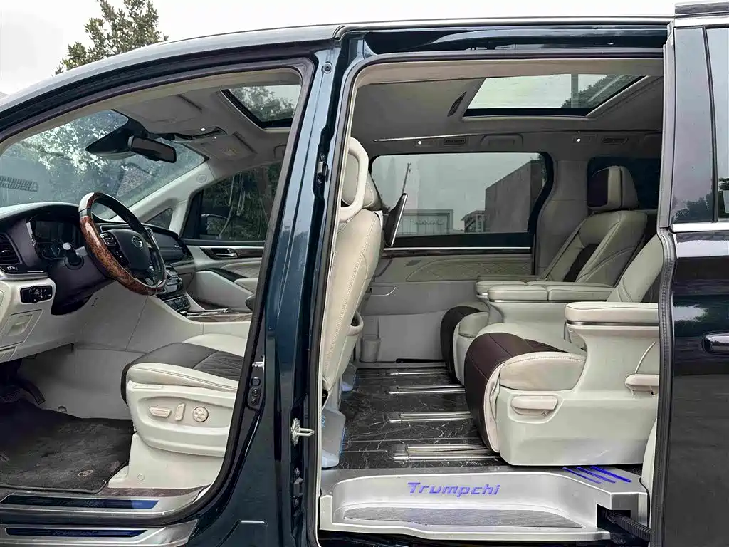 GAC Motor Trumpchi M8 — фото 6