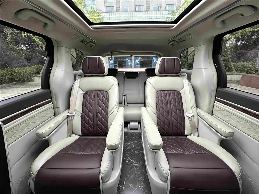 GAC Motor Trumpchi M8 — фото 8