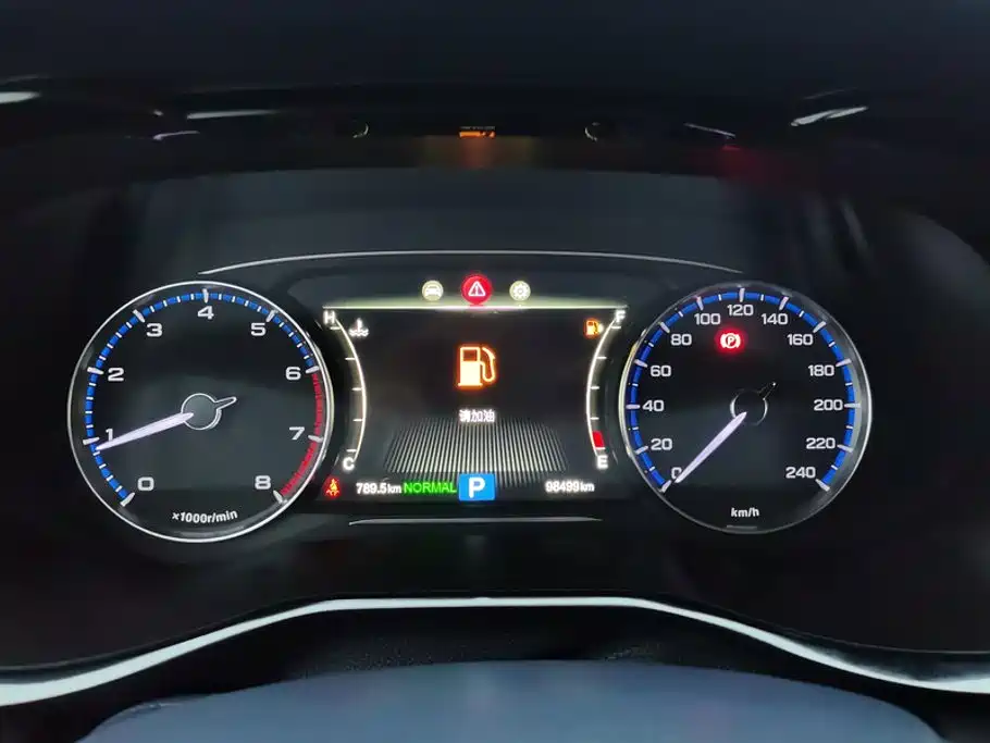 GAC Motor Trumpchi M8 — фото 14