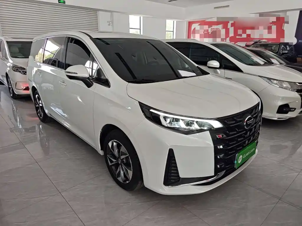 GAC Motor Trumpchi M6 — фото 4