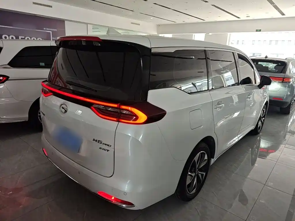 GAC Motor Trumpchi M6 — фото 7