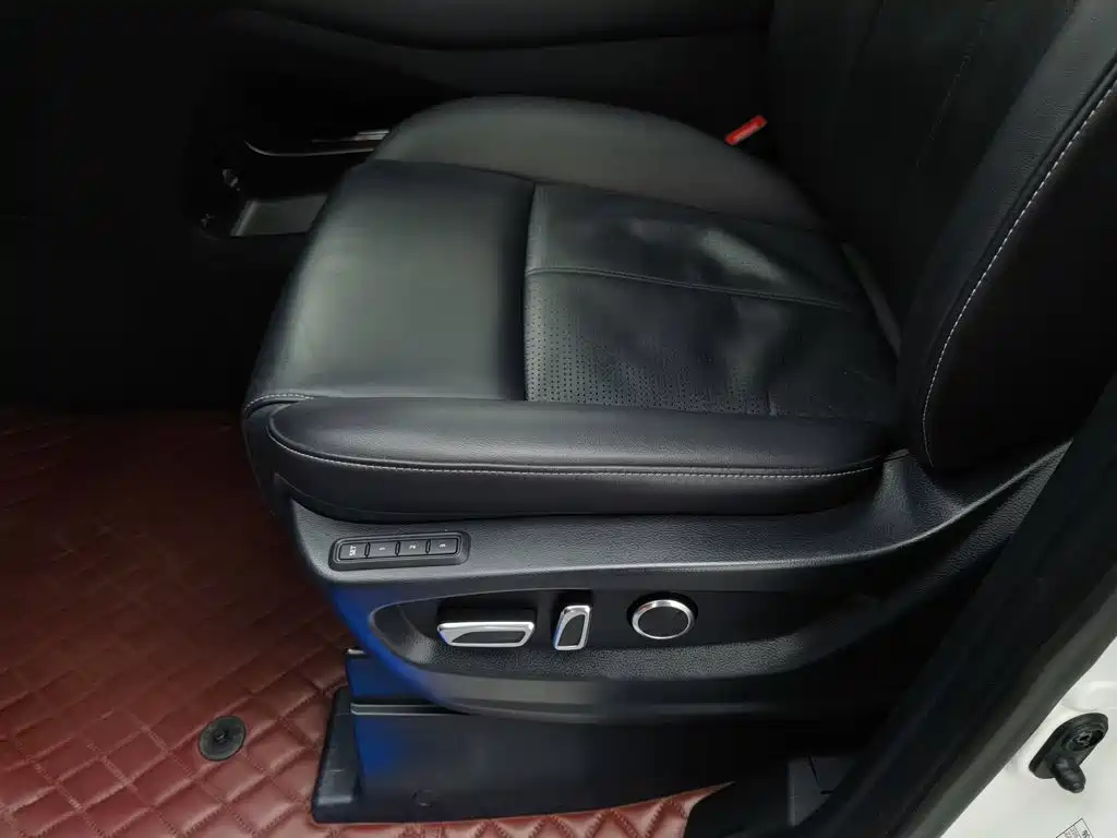 GAC Motor Trumpchi M8 — фото 20