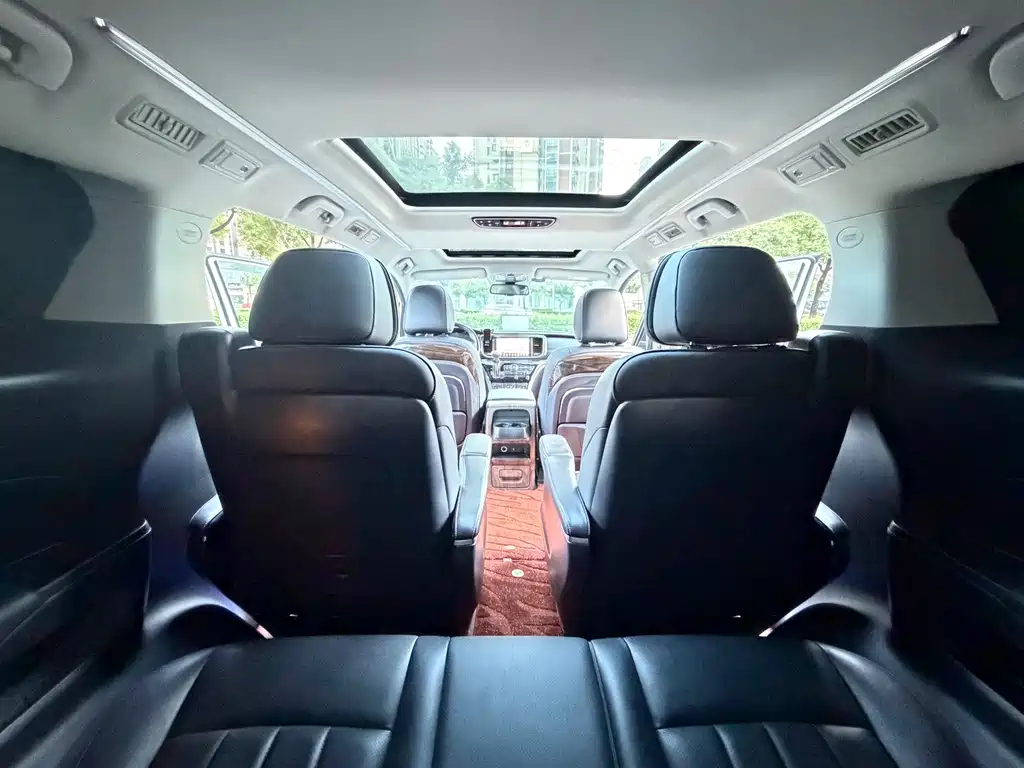 GAC Motor Trumpchi M8 — фото 13