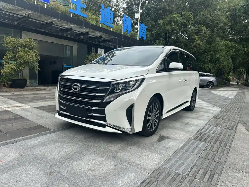 GAC Motor Trumpchi M8 — фото 2