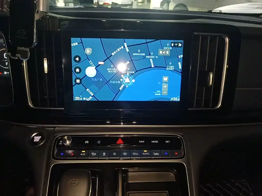 GAC Motor Trumpchi M8 — фото 13