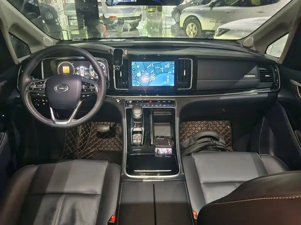 GAC Motor Trumpchi M8 — фото 10
