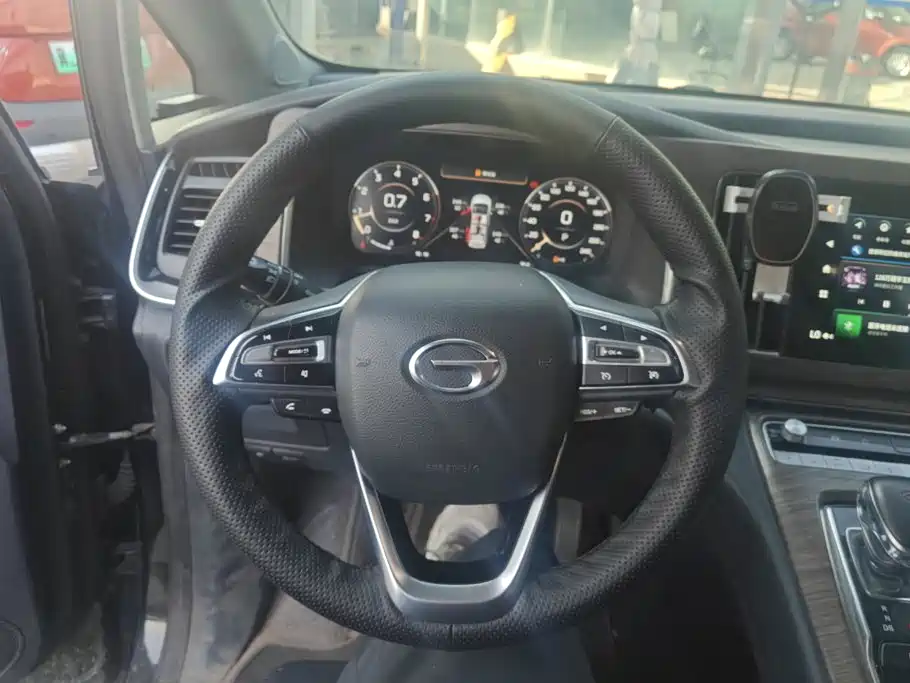 GAC Motor Trumpchi M8 — фото 15