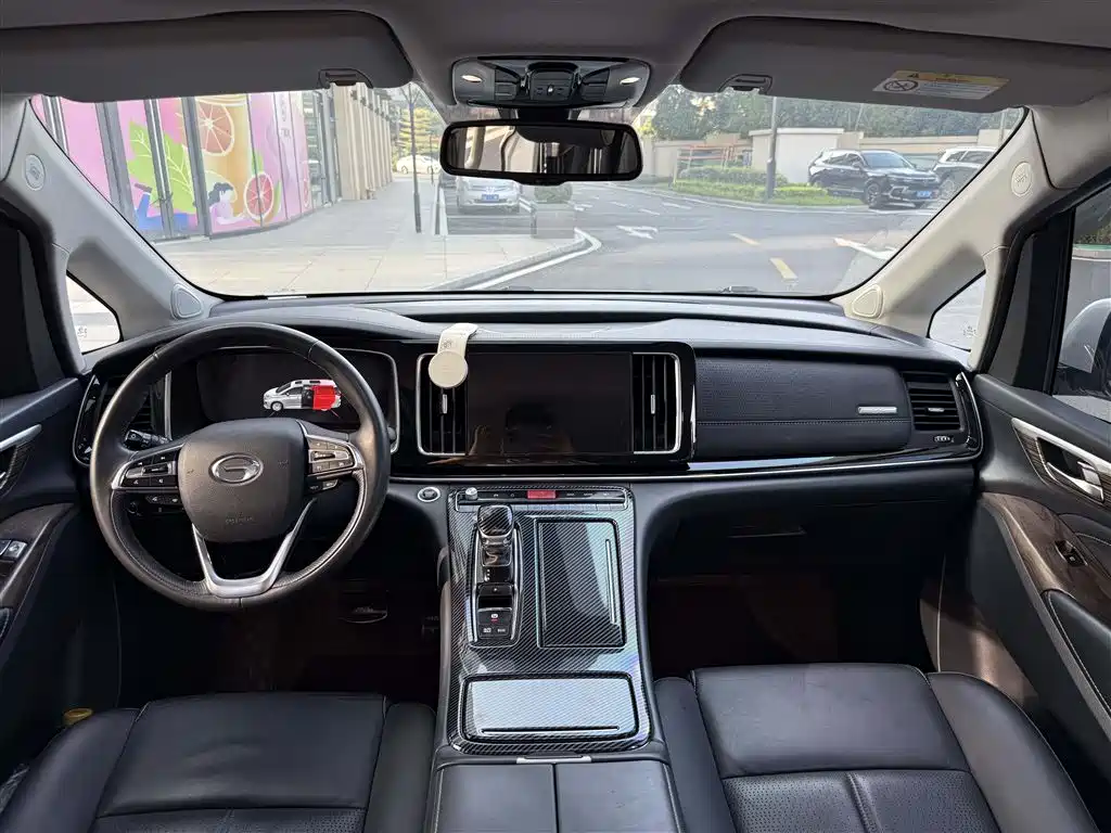 GAC Motor Trumpchi M8 — фото 11