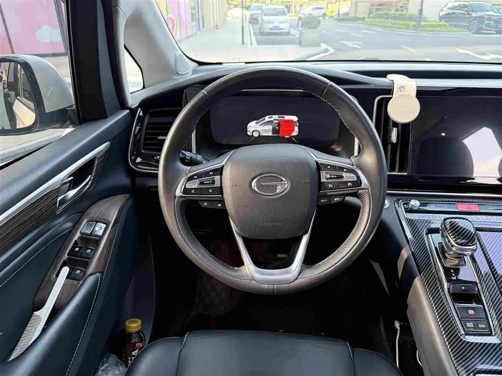GAC Motor Trumpchi M8 — фото 13