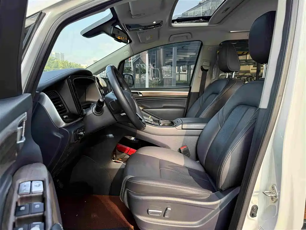 GAC Motor Trumpchi M8 — фото 7