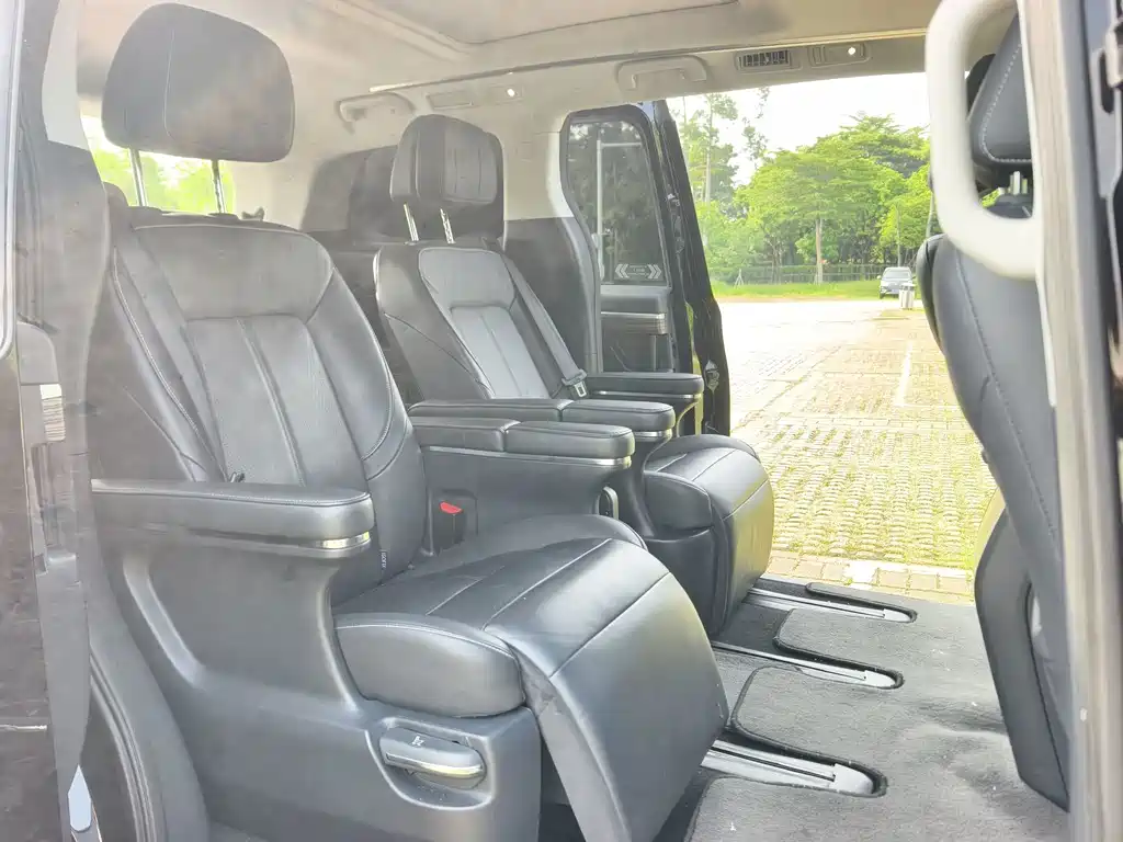GAC Motor Trumpchi M8 — фото 10