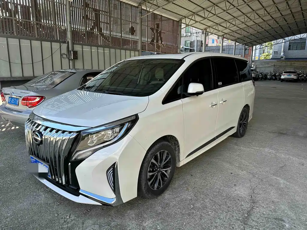 GAC Motor Trumpchi M8 — фото 2