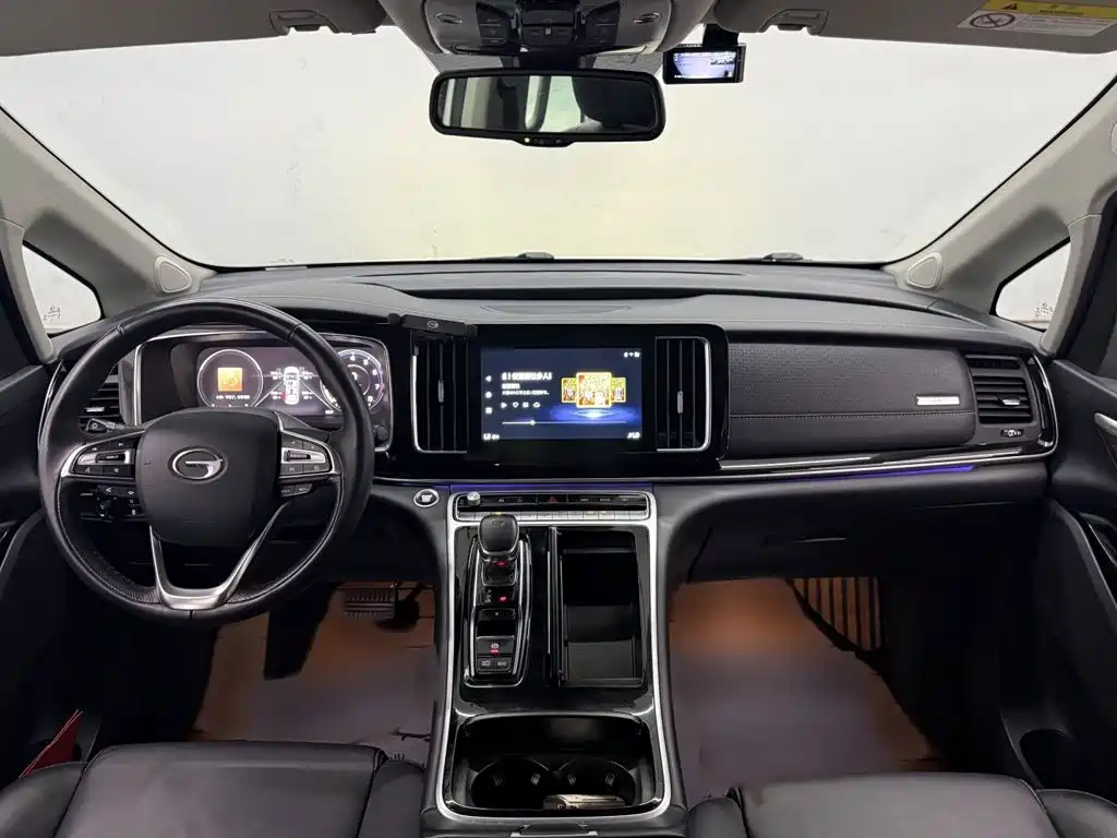 GAC Motor Trumpchi M8 — фото 9