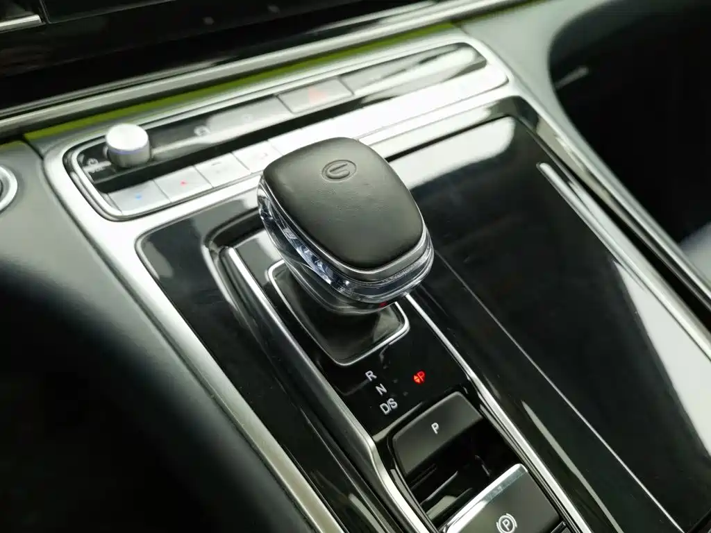 GAC Motor Trumpchi M8 — фото 13