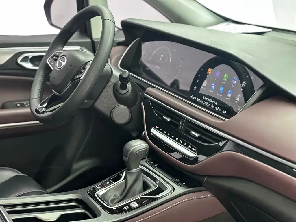 GAC Motor Trumpchi M6 — фото 21