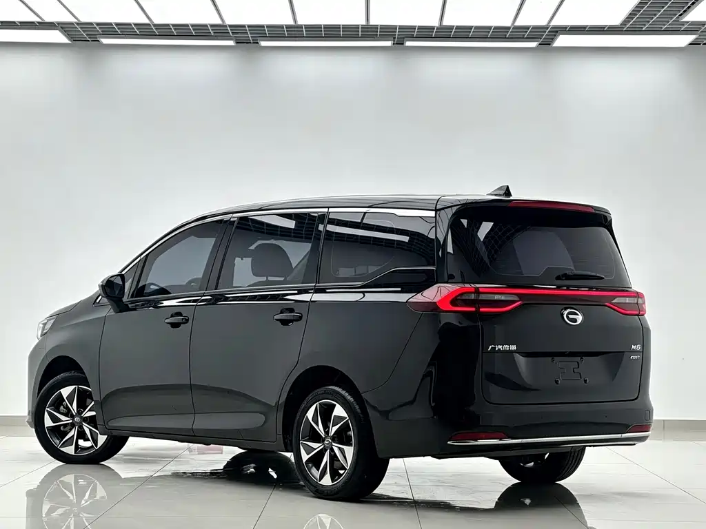 GAC Motor Trumpchi M6 — фото 5