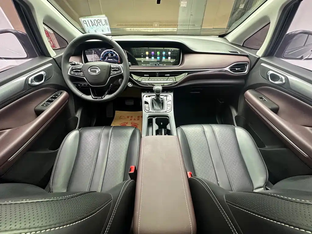 GAC Motor Trumpchi M6 — фото 8