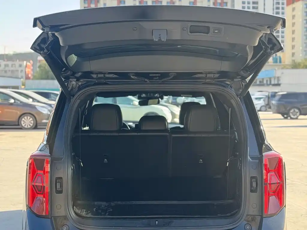 GAC Motor Trumpchi GS8 — фото 10