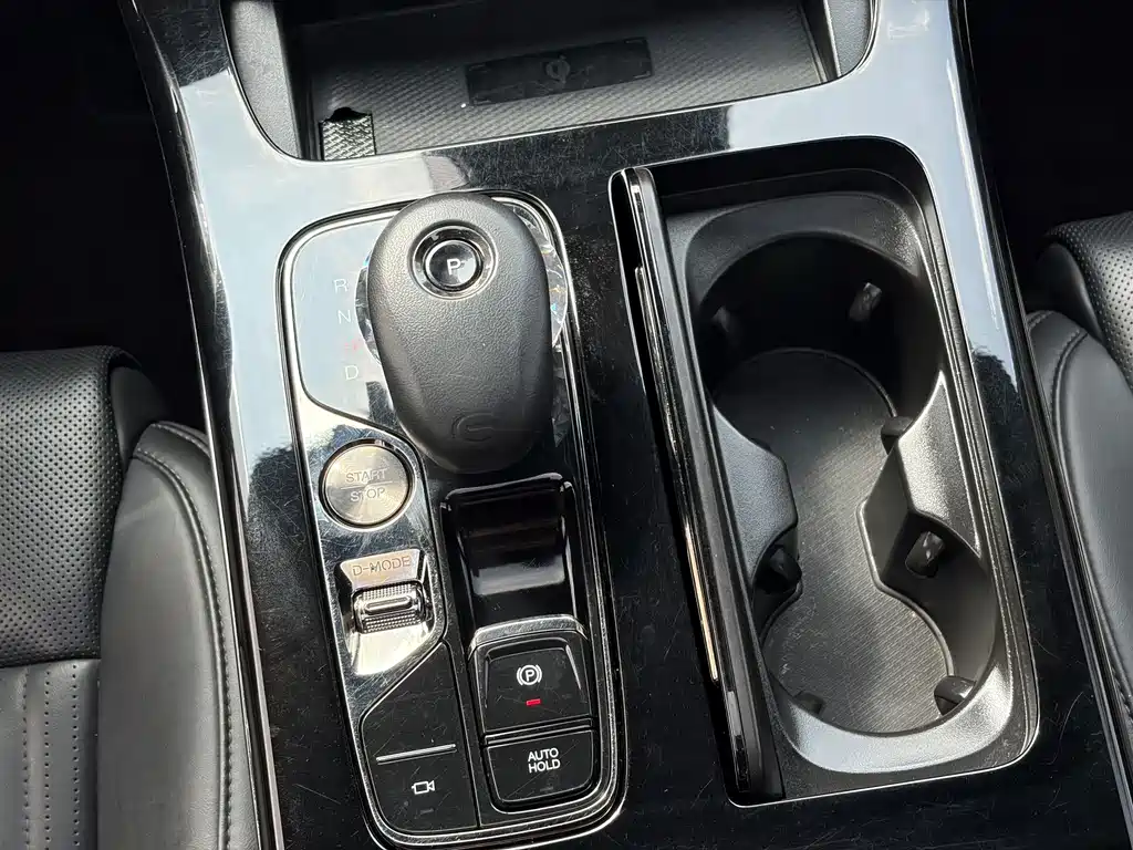 GAC Motor Trumpchi M8 — фото 13