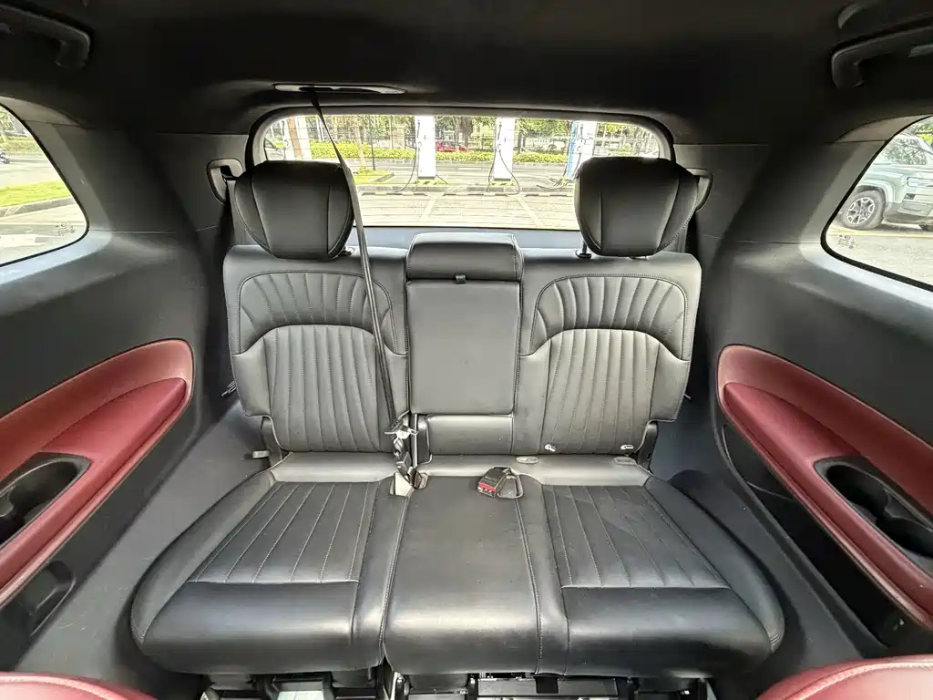 GAC Motor Trumpchi M8 — фото 19
