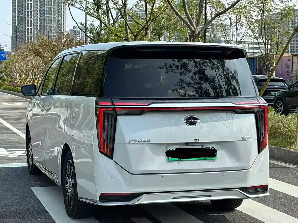 GAC Motor Trumpchi E9 — фото 7