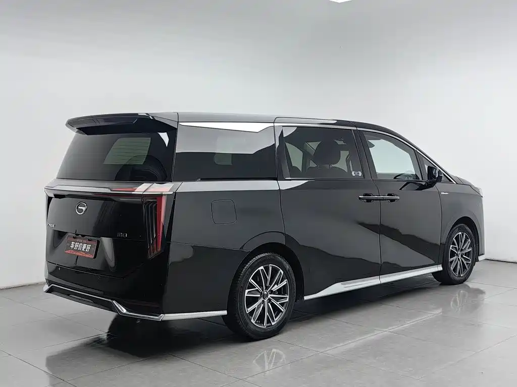GAC Motor Trumpchi M8 — фото 2