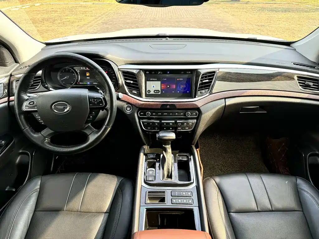 GAC Motor Trumpchi GS8 — фото 2