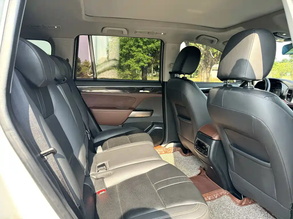 GAC Motor Trumpchi GS8 — фото 5