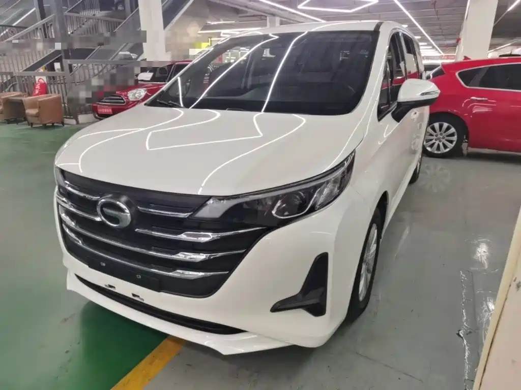 GAC Motor Trumpchi M6 — фото 2