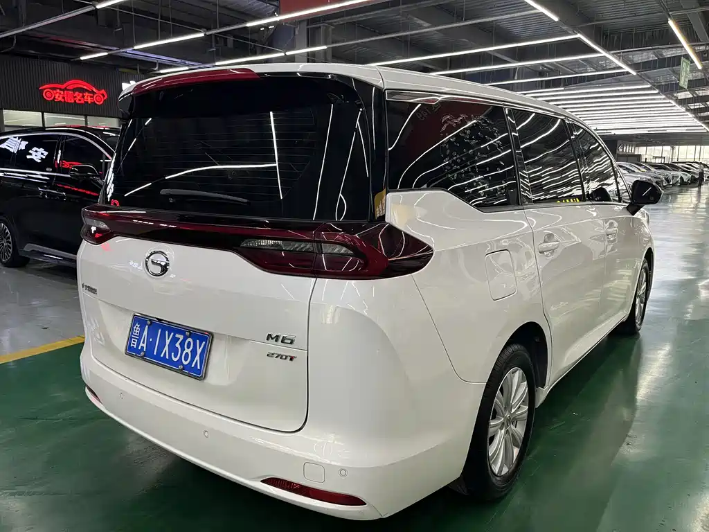 GAC Motor Trumpchi M6 — фото 9