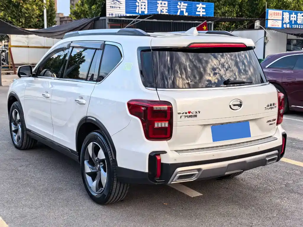 GAC Motor Trumpchi GS8 — фото 17