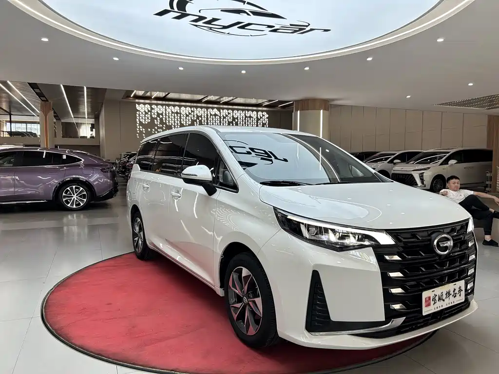 GAC Motor Trumpchi M6 — фото 3