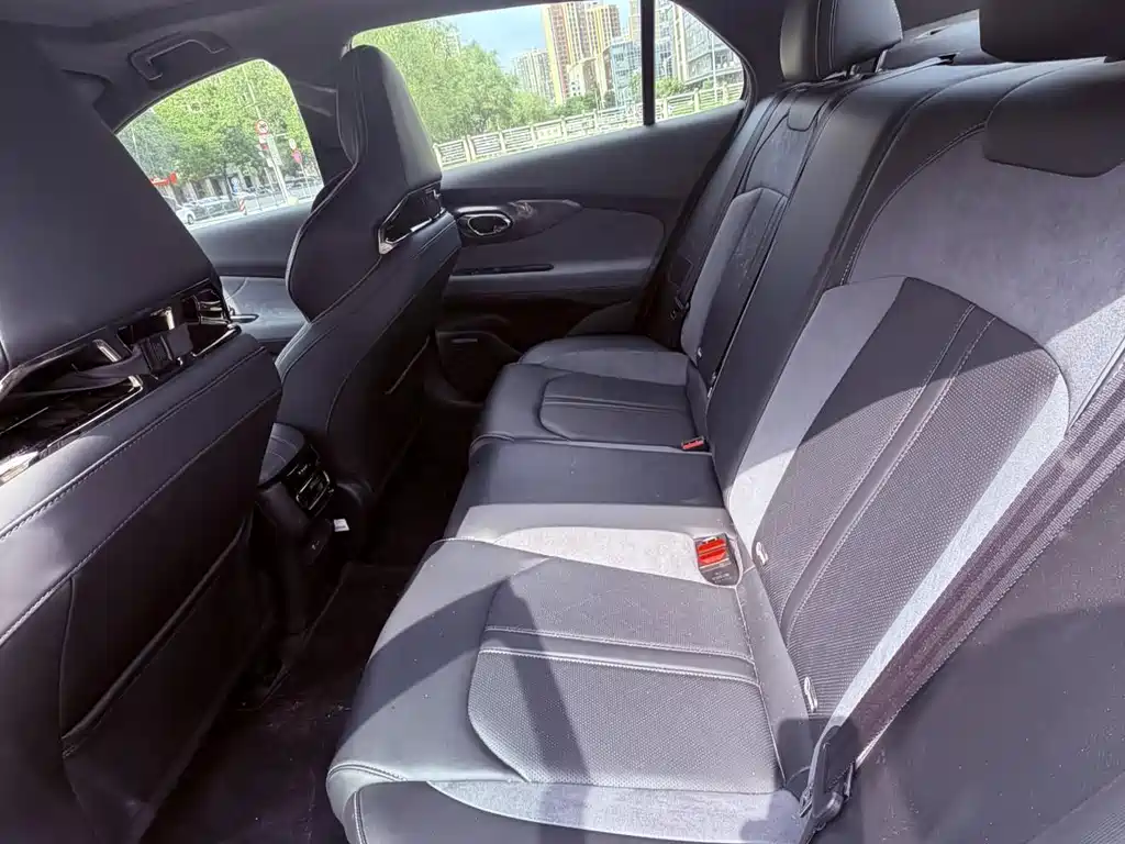 GAC Motor Shadow Leopard — фото 9