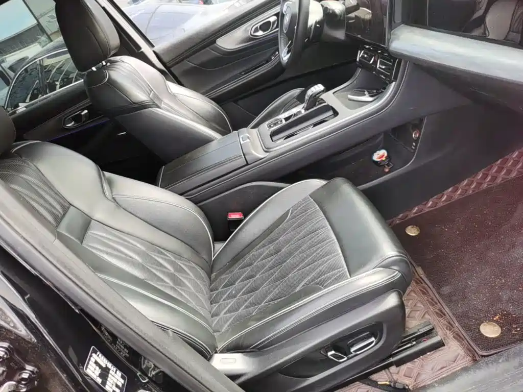 GAC Motor Trumpchi GS8 — фото 25