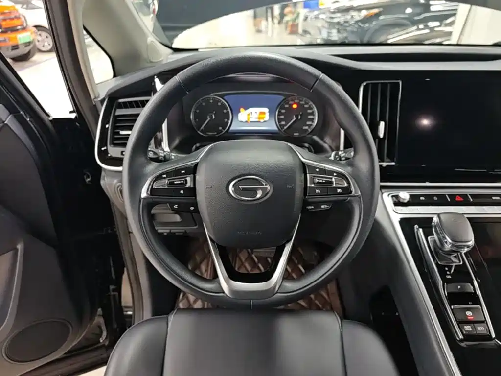 GAC Motor Trumpchi M8 — фото 11