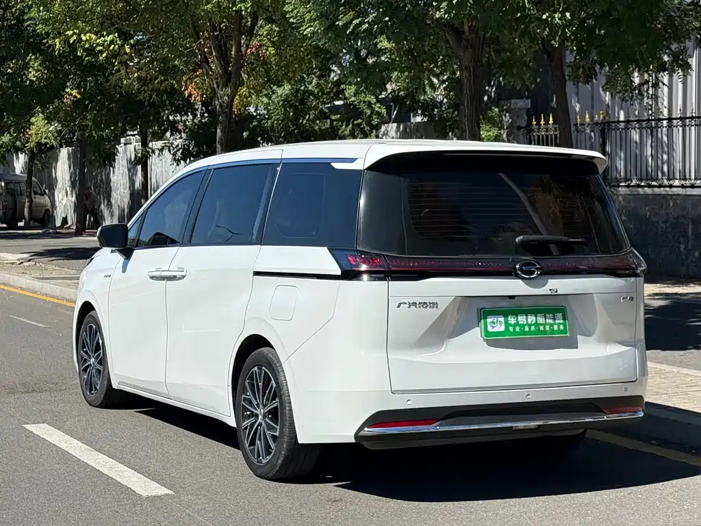 GAC Motor Trumpchi E8 — фото 4