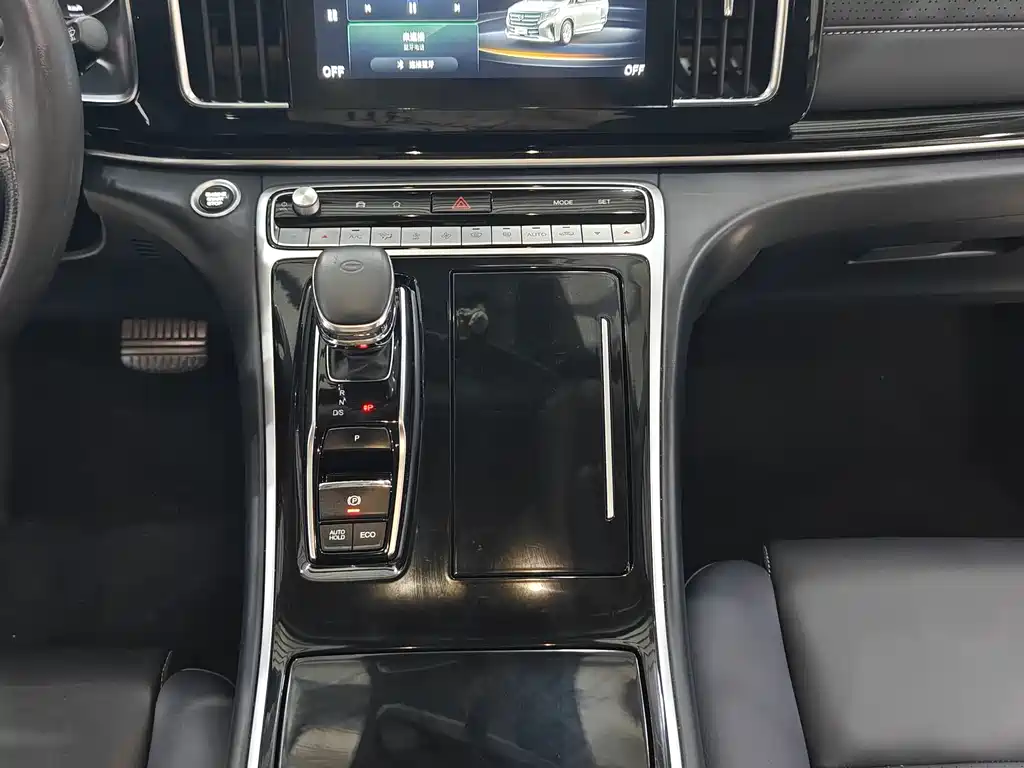 GAC Motor Trumpchi M8 — фото 10