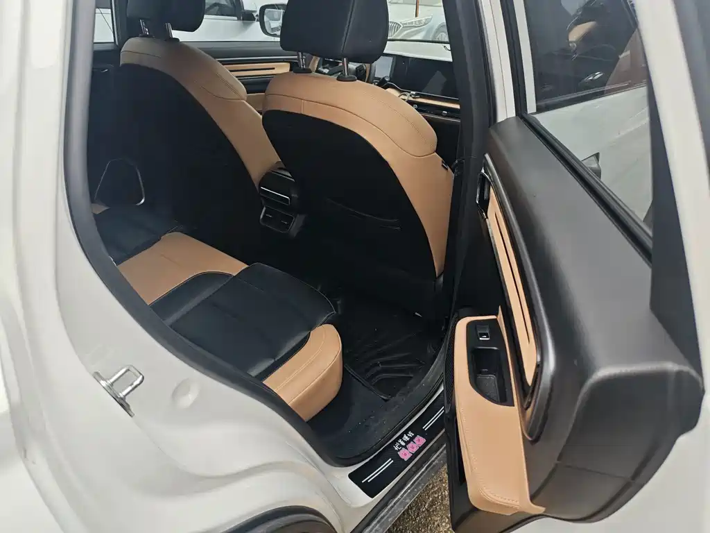 Geely Icon — фото 11
