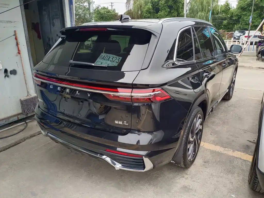 Geely Xingyue L — фото 14