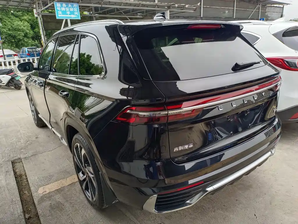 Geely Xingyue L — фото 16