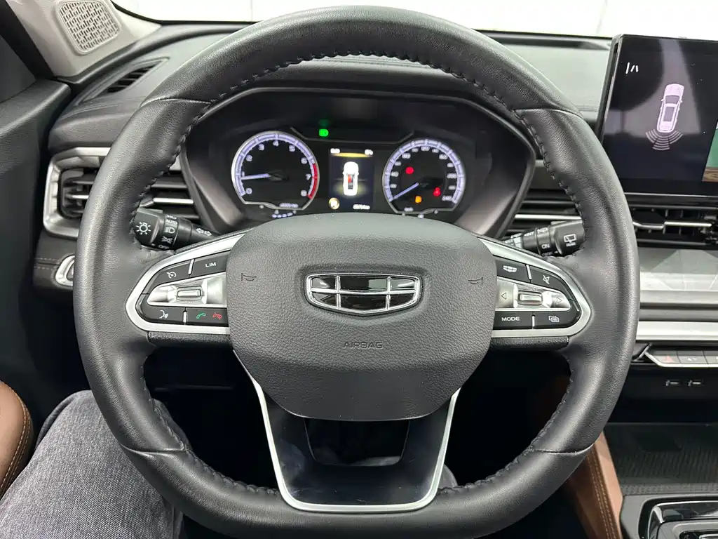 Geely Vision X6 — фото 17