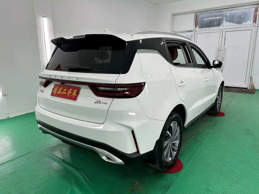 Geely Vision X6 — фото 4