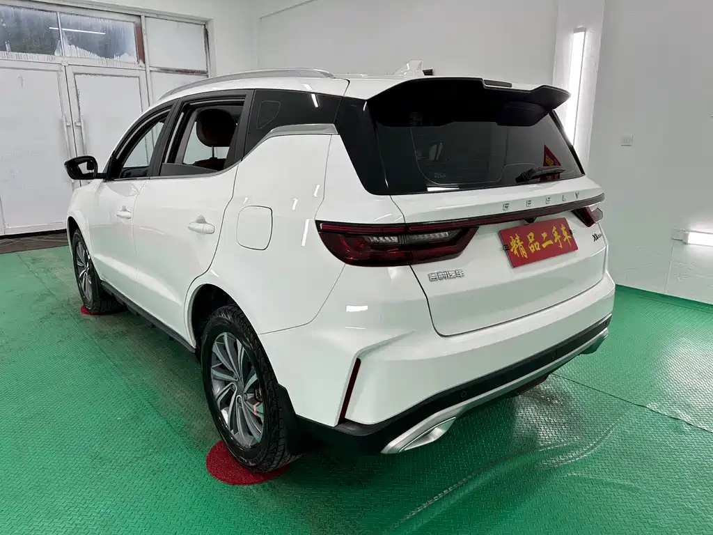 Geely Vision X6 — фото 6