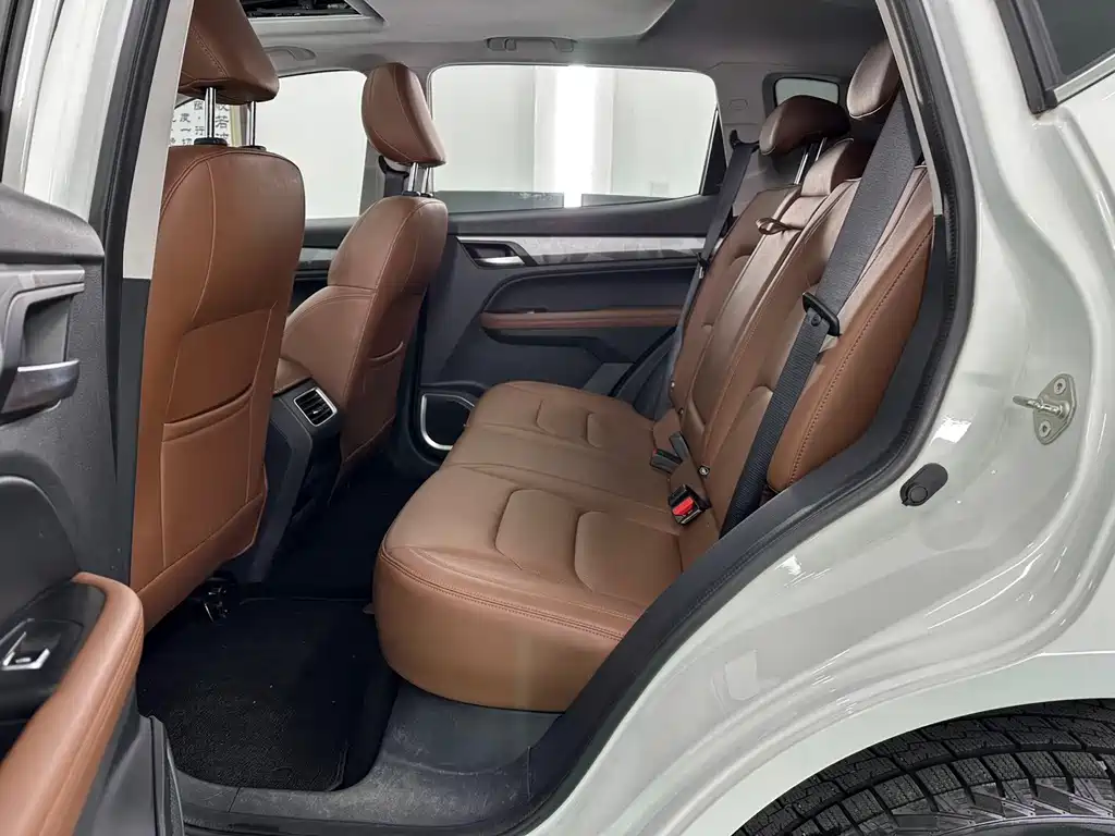 Geely Vision X6 — фото 10