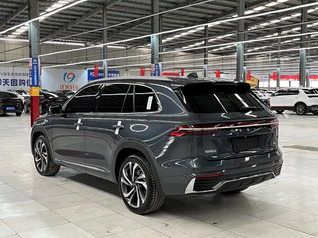 Geely Xingyue L — фото 15